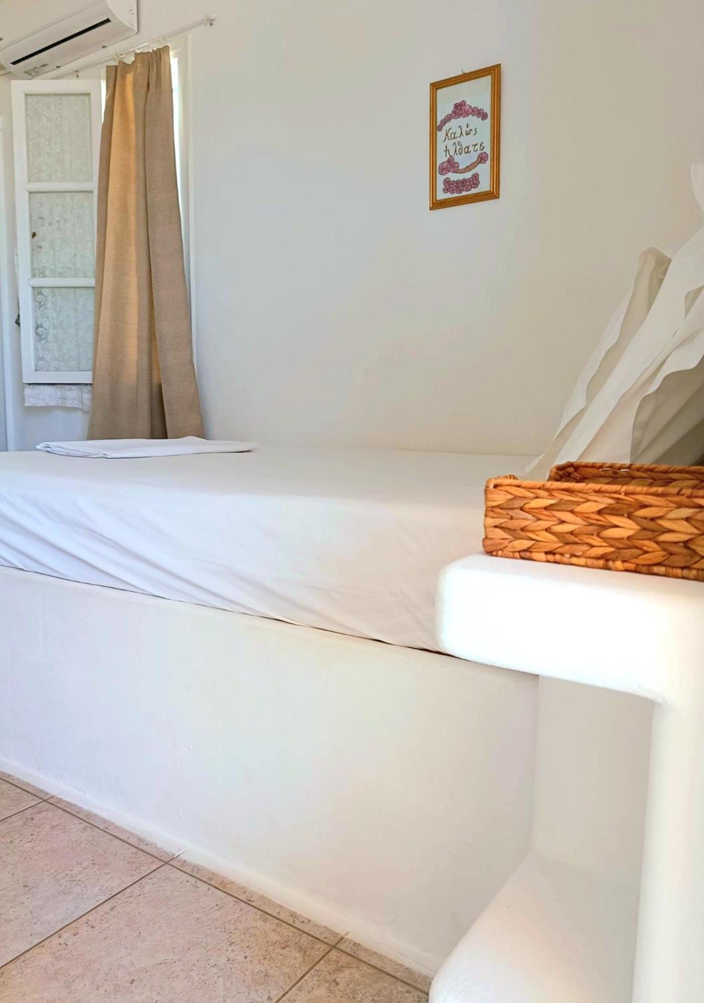 Georgia Rooms Milos Plaka  Екстериор снимка